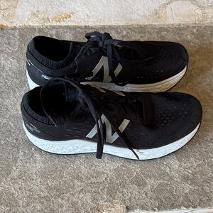 Women’s Black New Balance Running Shoes size 7 good condition